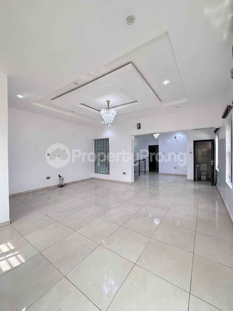 4 bedroom House for rent Osapa london Lekki Lagos