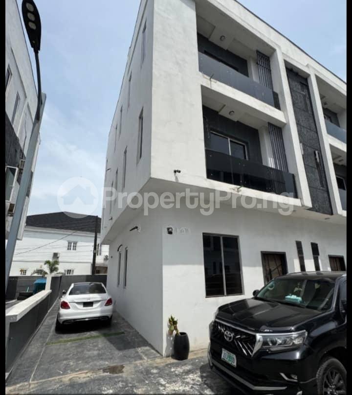 4 bedroom House for rent Osapa london Lekki Lagos