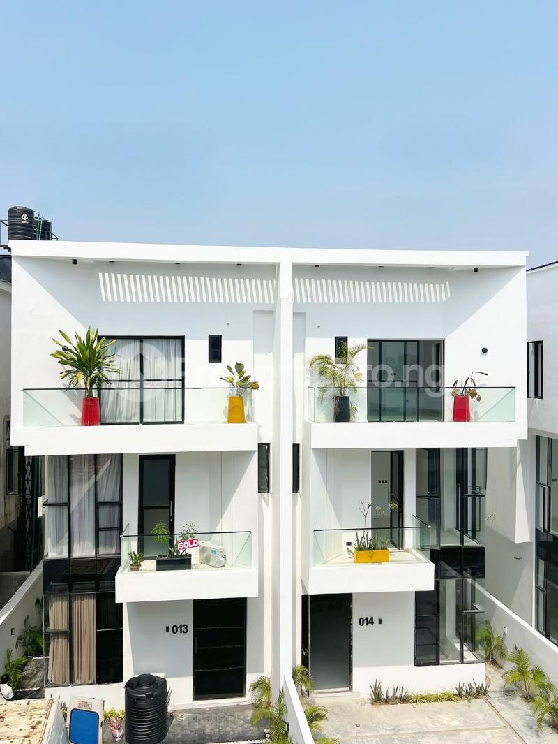 4 bedroom House for sale Orchid Lekki Lagos