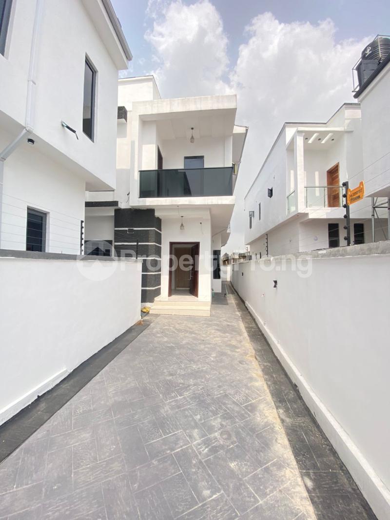 4 bedroom House for sale Ologolo Lekki Lagos