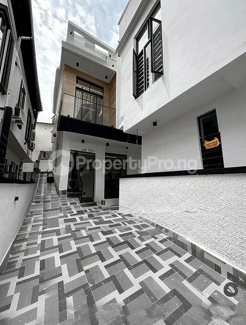 4 bedroom House for sale Orchid Lekki Lagos