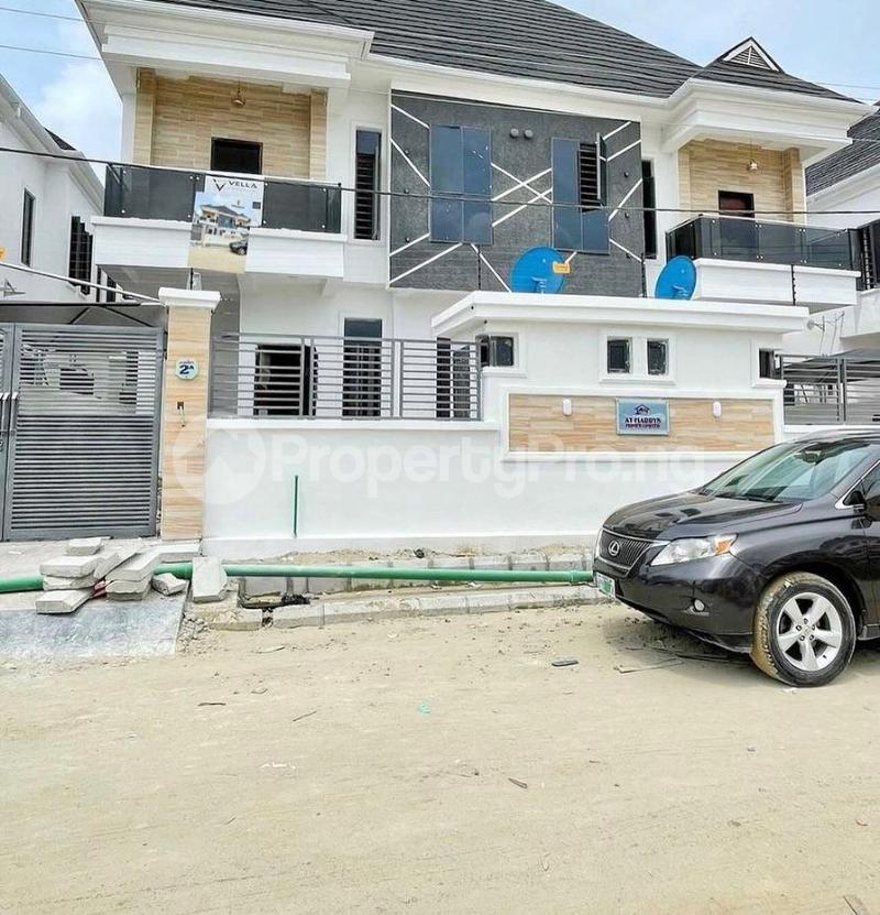 4 bedroom House for sale 2nd Tollgate Lekki Lagos