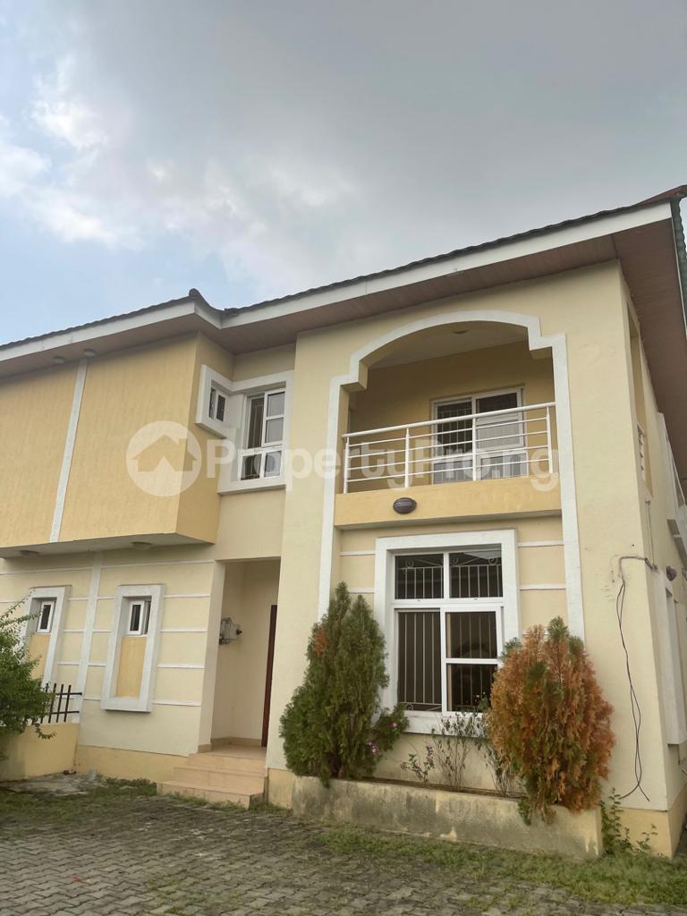 4 bedroom House for rent Ikate Lekki Lagos