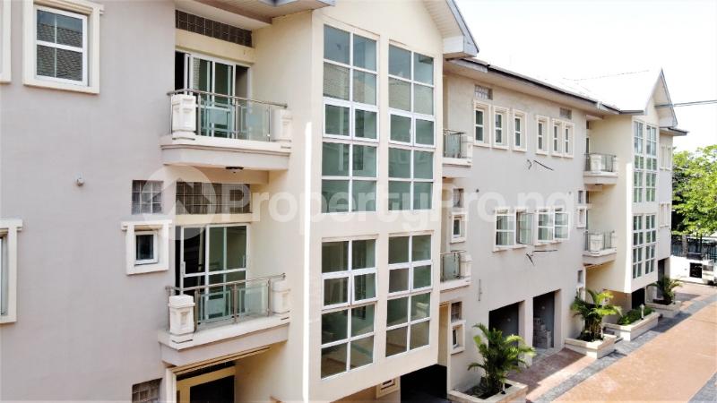 4 bedroom Flat / Apartment for rent Victoria Island Lagos