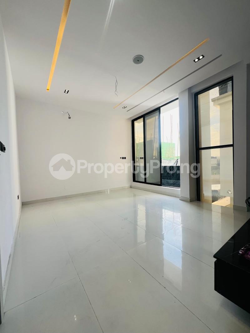 4 bedroom House for sale chevron Lekki Lagos