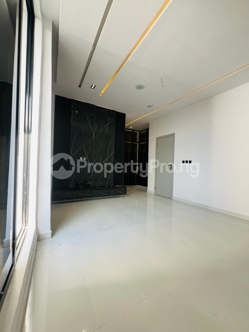 4 bedroom House for sale chevron Lekki Lagos