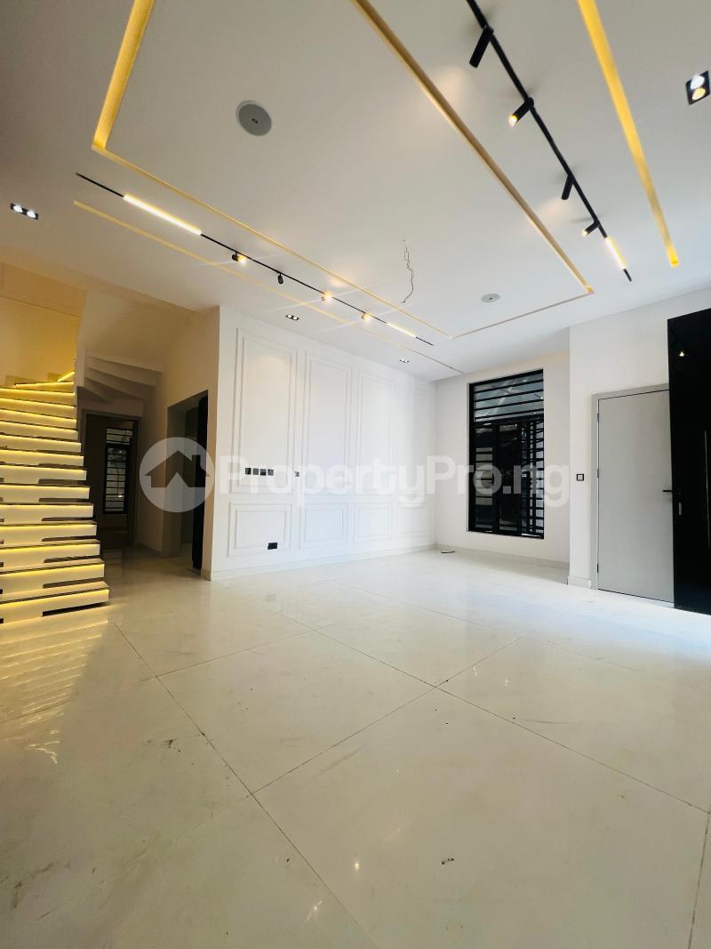 4 bedroom House for sale chevron Lekki Lagos