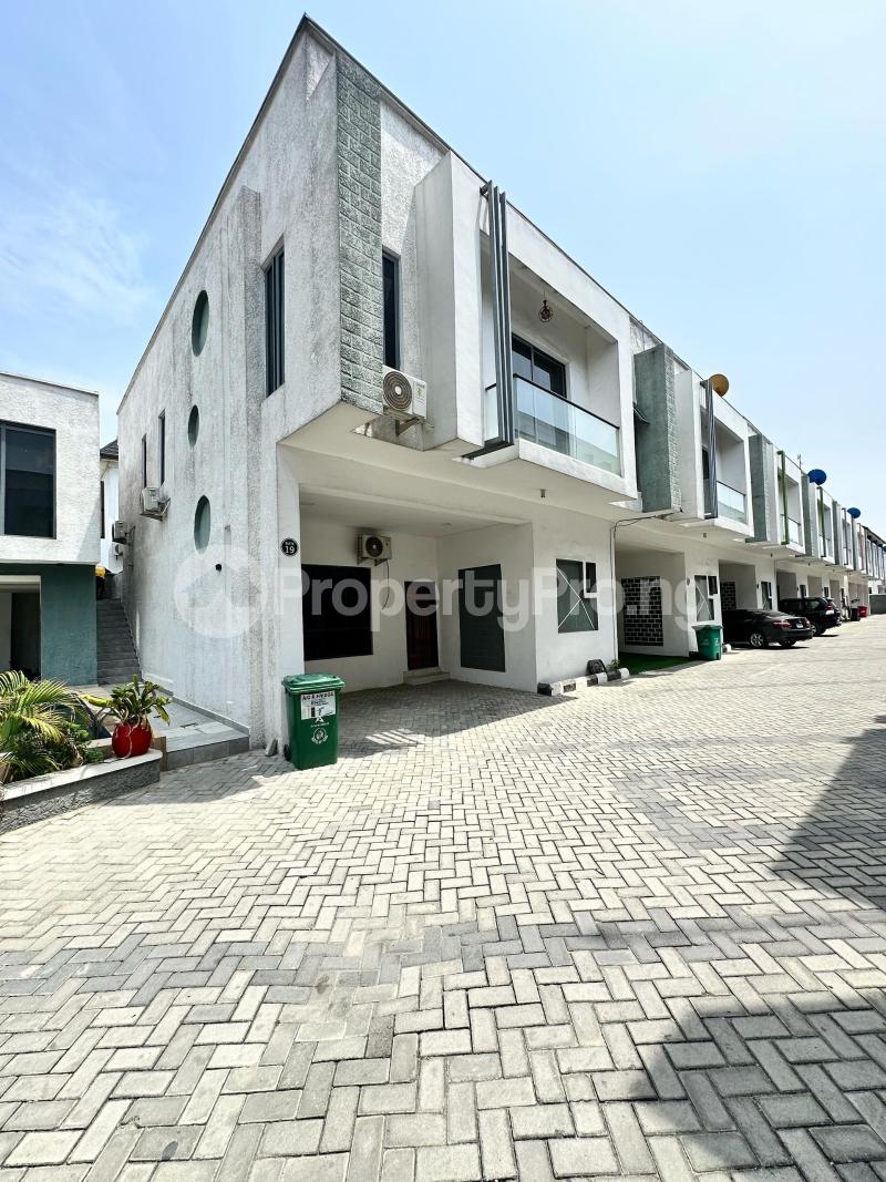 4 bedroom House for sale orchid Lekki Lagos