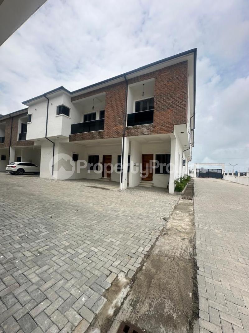 4 bedroom House for sale orchid Lekki Lagos