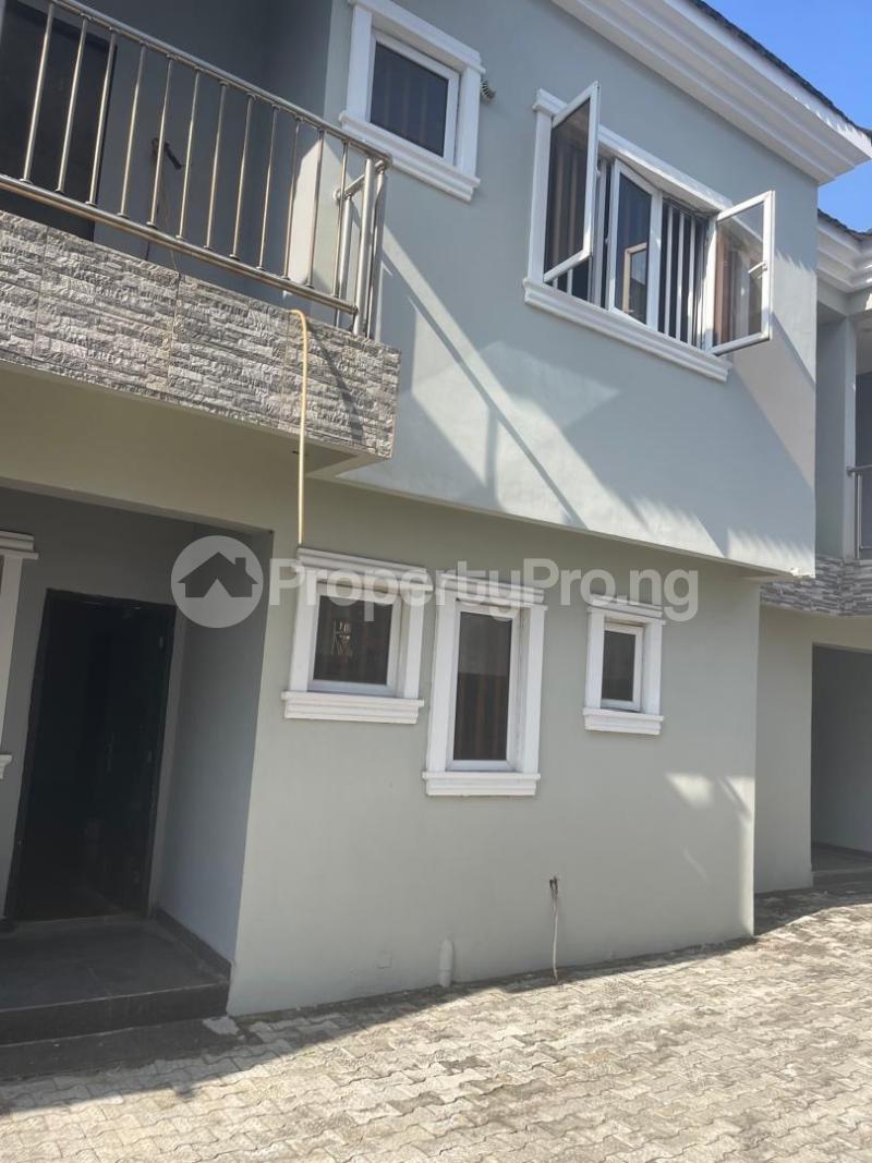 4 bedroom Flat / Apartment for rent Idado Lekki Lagos