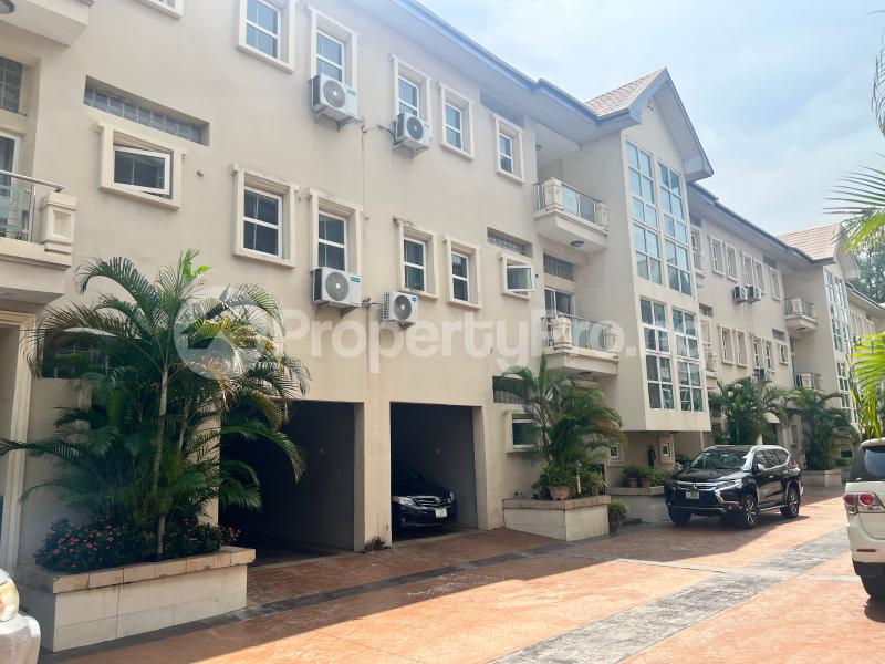 4 bedroom House for rent Victoria Island Lagos