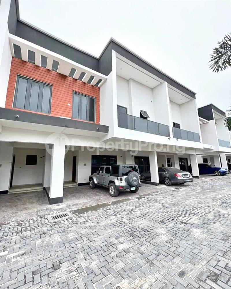 4 bedroom House for rent Ologolo Lekki Lagos