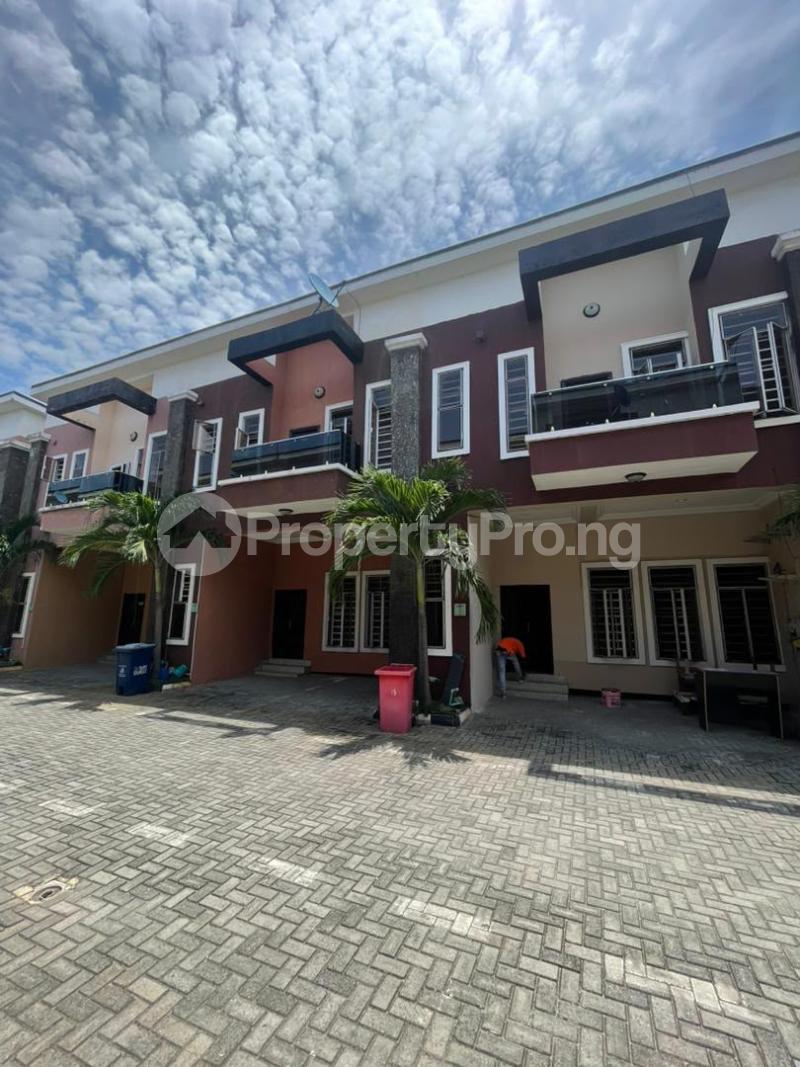 4 bedroom House for rent Chevron Lekki Lagos