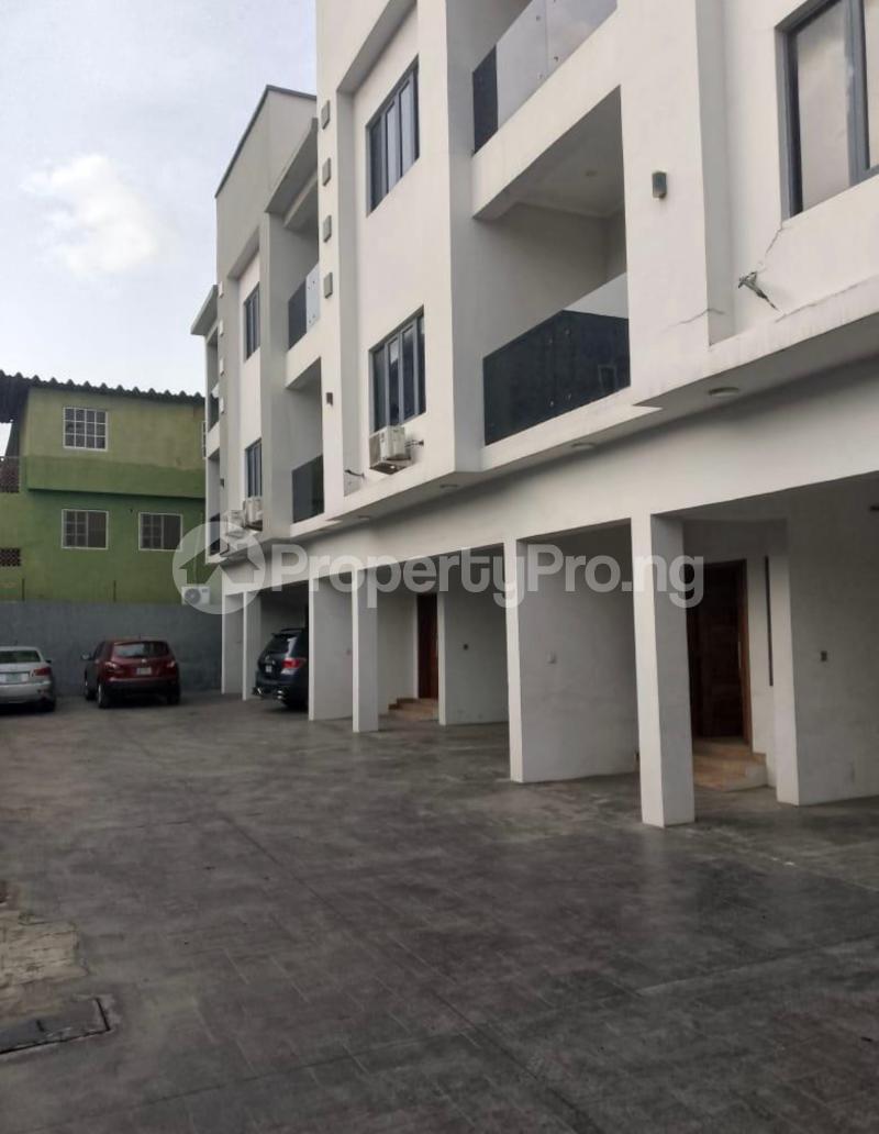 Flat / Apartment for rent Opebi Ikeja Lagos