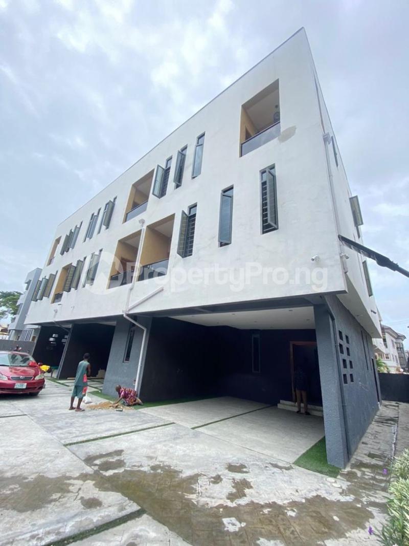 4 bedroom House for sale Osapa london Lekki Lagos