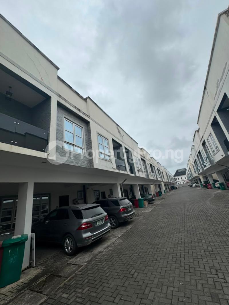 4 bedroom House for sale Chevron Toll Gate Lekki Lagos