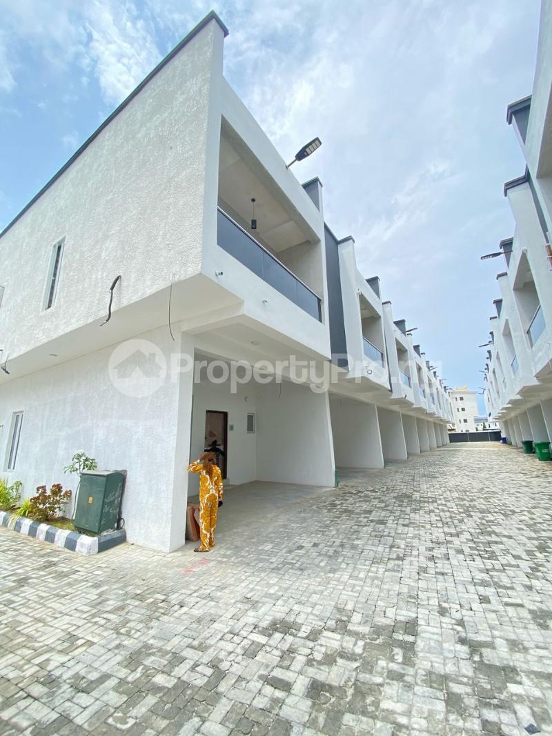 4 bedroom House for sale Ikota Lekki Lagos