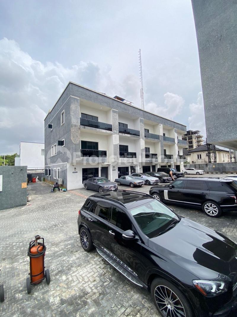 4 bedroom House for rent Off Admiralty Lekki Phase 1 Lekki Lagos - 0