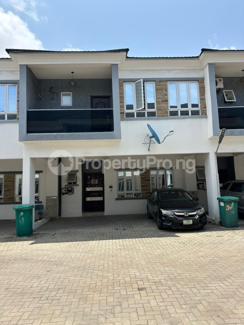 4 bedroom House for rent Estate Ikate Lekki Lagos
