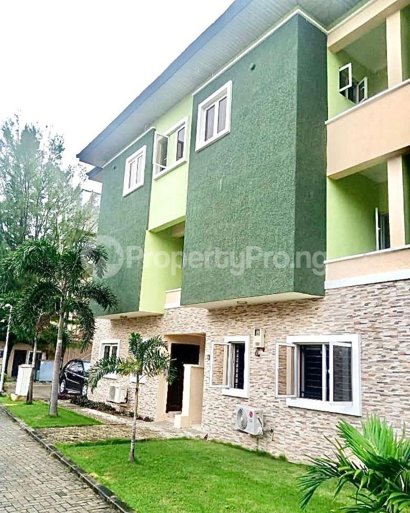 4 bedroom House for sale Osapa Lekki Lagos