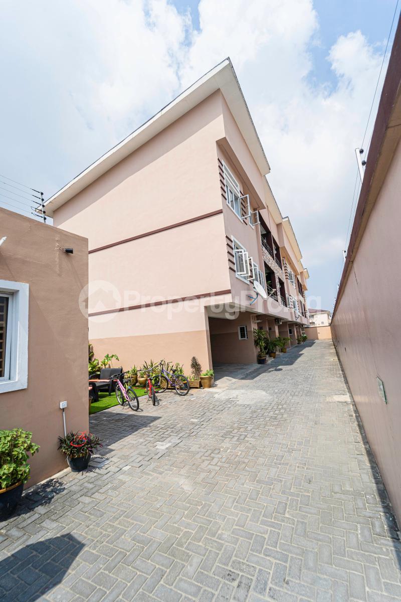 4 bedroom House for sale ONIRU Victoria Island Lagos