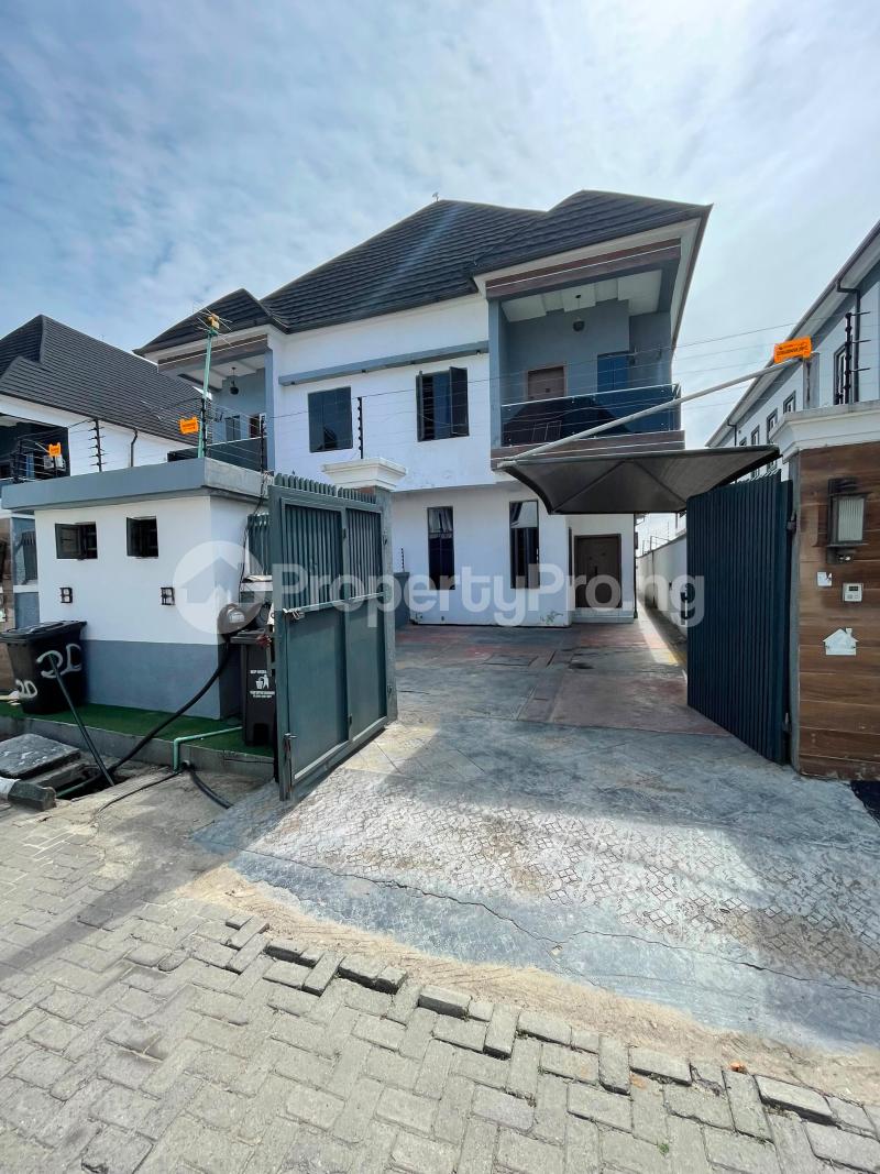 4 bedroom House for sale Gated Estate,chevron Lekki Lagos Chevron Lekki Lagos