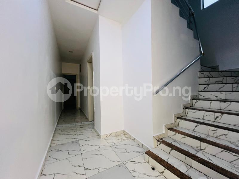4 bedroom House for rent Hrc Estate, Harris Drive Vgc VGC Lekki Lagos