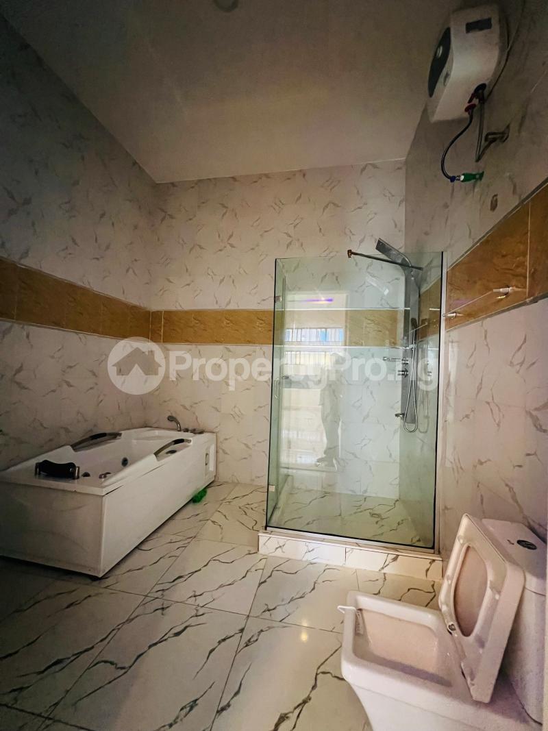 4 bedroom House for rent Hrc Estate, Harris Drive Vgc VGC Lekki Lagos