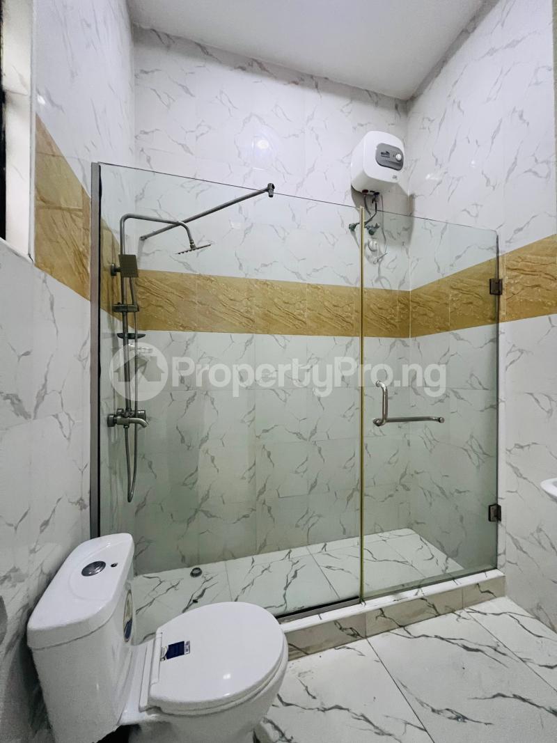 4 bedroom House for rent Hrc Estate, Harris Drive Vgc VGC Lekki Lagos