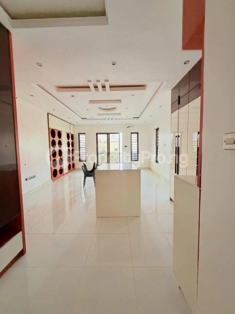 4 bedroom House for sale Magodo Phase 2 Gra Kosofe/Ikosi Lagos