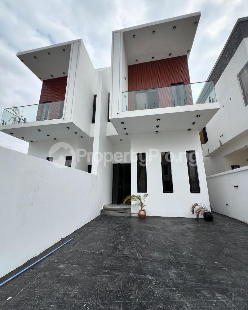 4 bedroom House for sale Ologolo Lekki Lagos