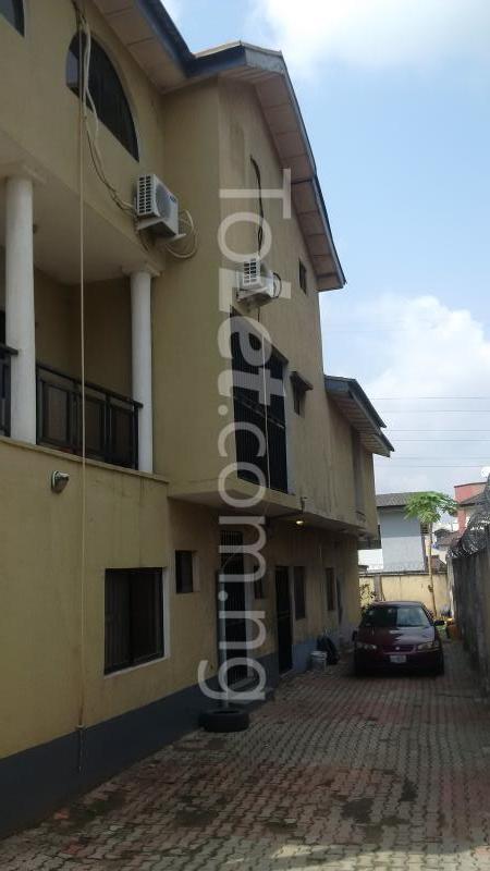 4 bedroom House for rent Adekunle Oshomo Soluyi Gbagada Lagos - 0