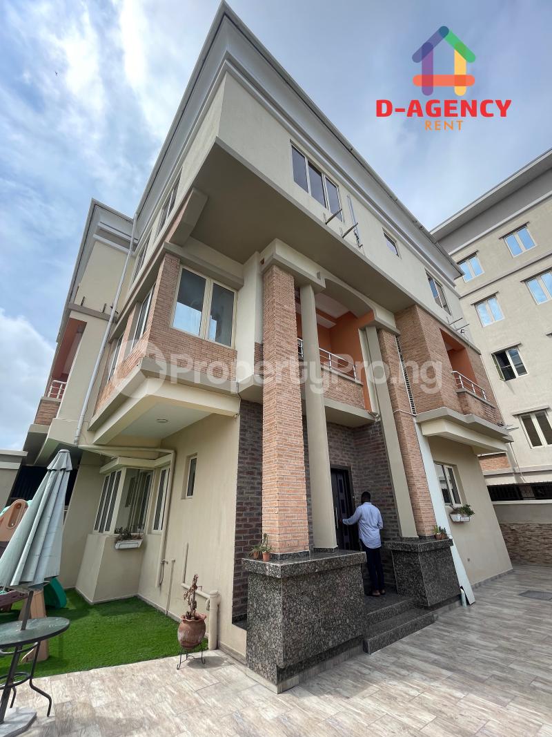 4 bedroom House for rent ONIRU Victoria Island Lagos