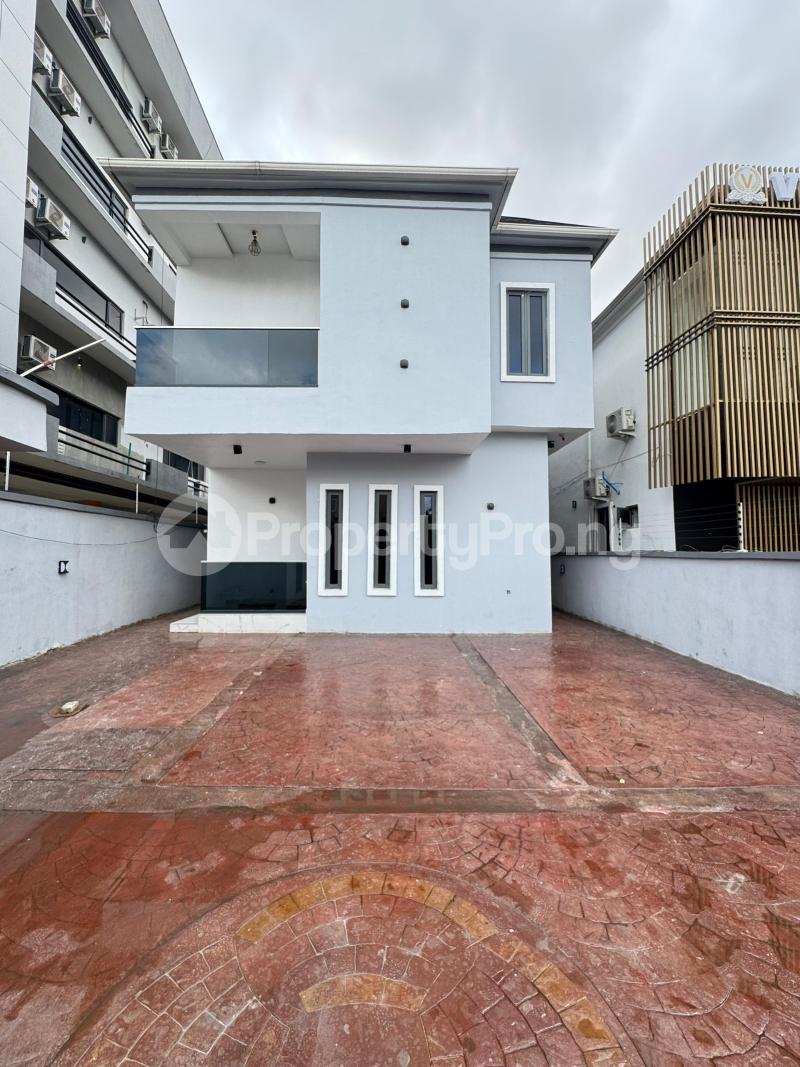 5 bedroom House for sale Kunsela Road Ikate Lekki Lagos