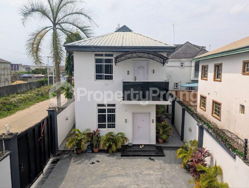 5 bedroom House for sale Emmanuel Achukwu Street, Ajah Lagos