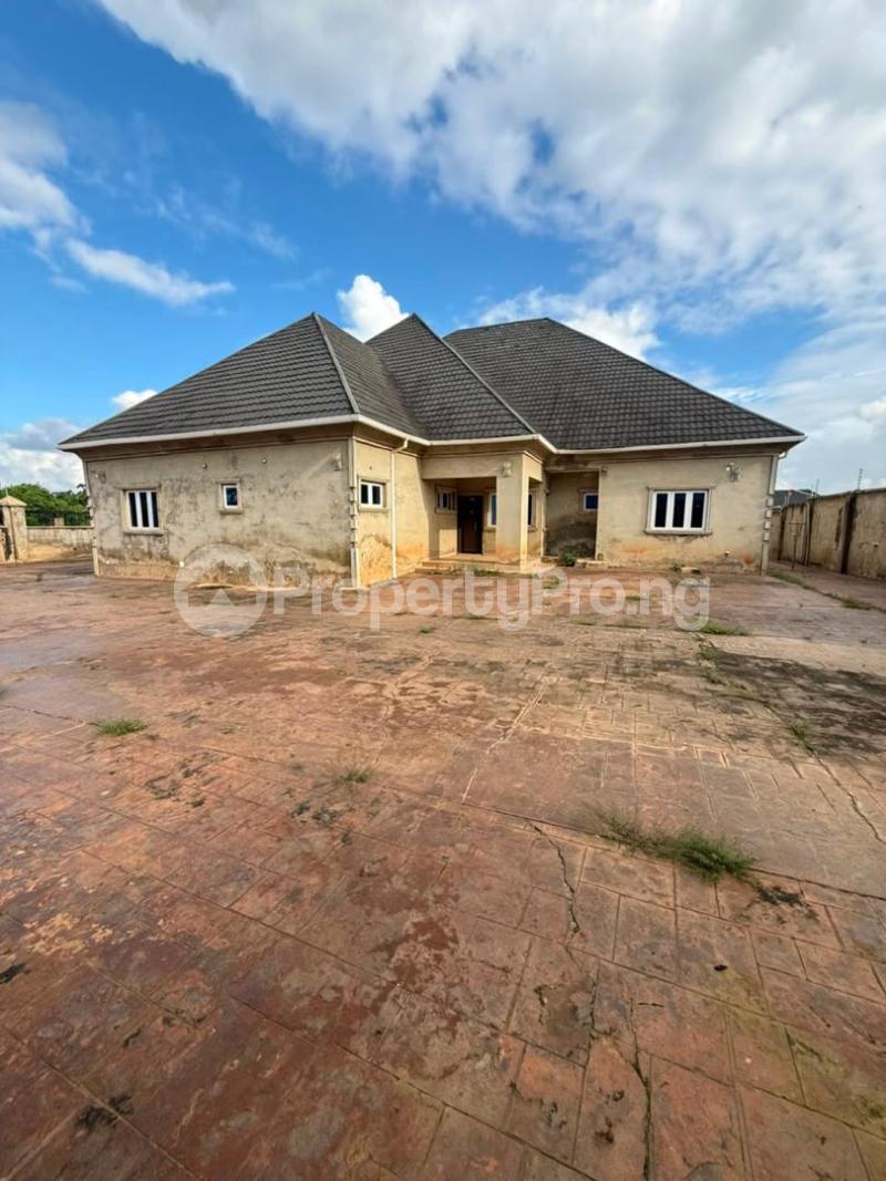 5 bedroom House for sale Festac Elewuro, Akobo Extension, Ibadan Akobo Ibadan Oyo