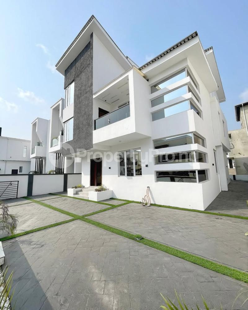 5 bedroom House for sale chevron Lekki Lagos