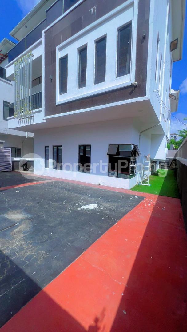 5 bedroom House for rent Estate Ikate Lekki Lagos