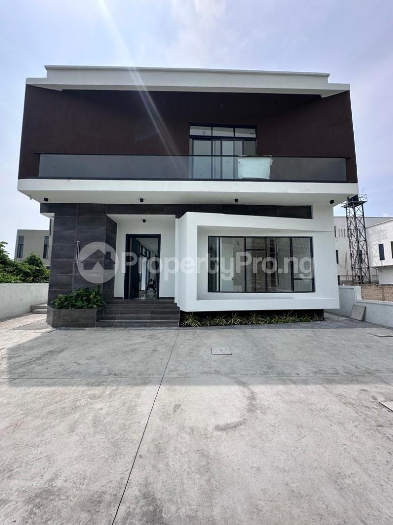 5 bedroom House for sale Lekki Lagos
