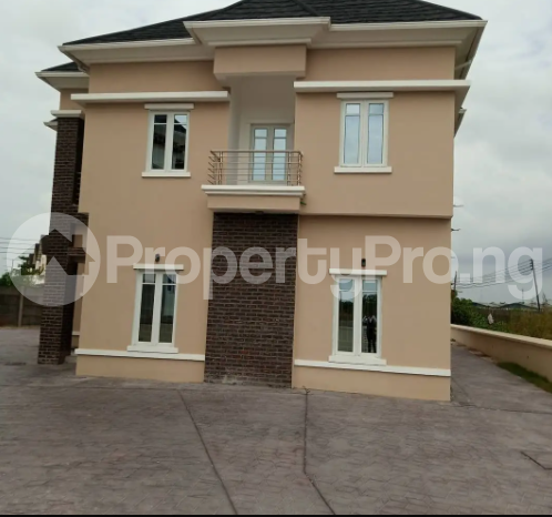 5 bedroom House for sale Chaplin Court Estate Opposite Road 15 Abraham adesanya estate Ajah Lagos