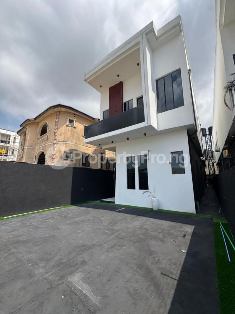 5 bedroom House for sale Agungi Chevron Axis Chevron Lekki Lagos