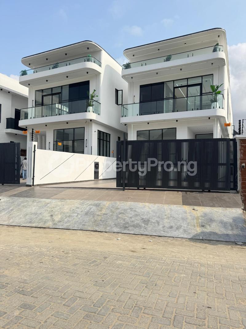 5 bedroom House for sale chevron Lekki Lagos