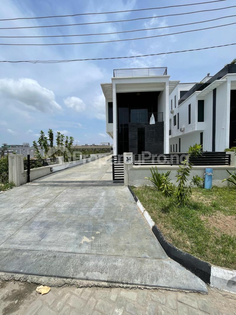 5 bedroom House for sale Osapa london Lekki Lagos