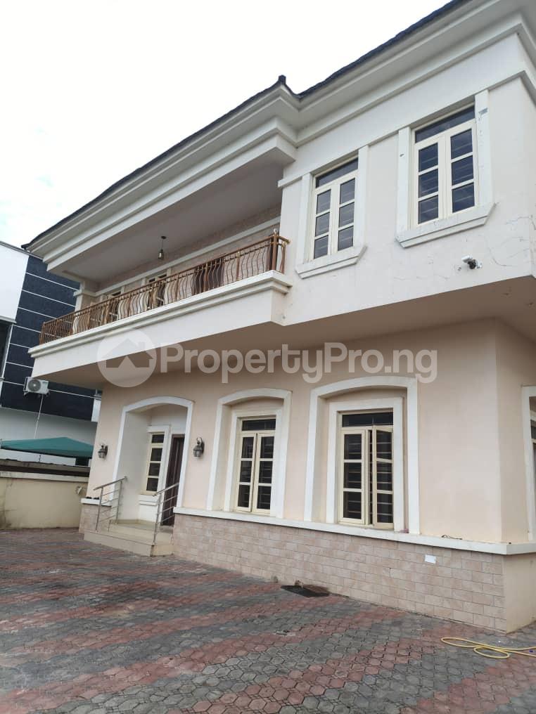 6 bedroom Flat / Apartment for rent Ikota Lekki Lagos