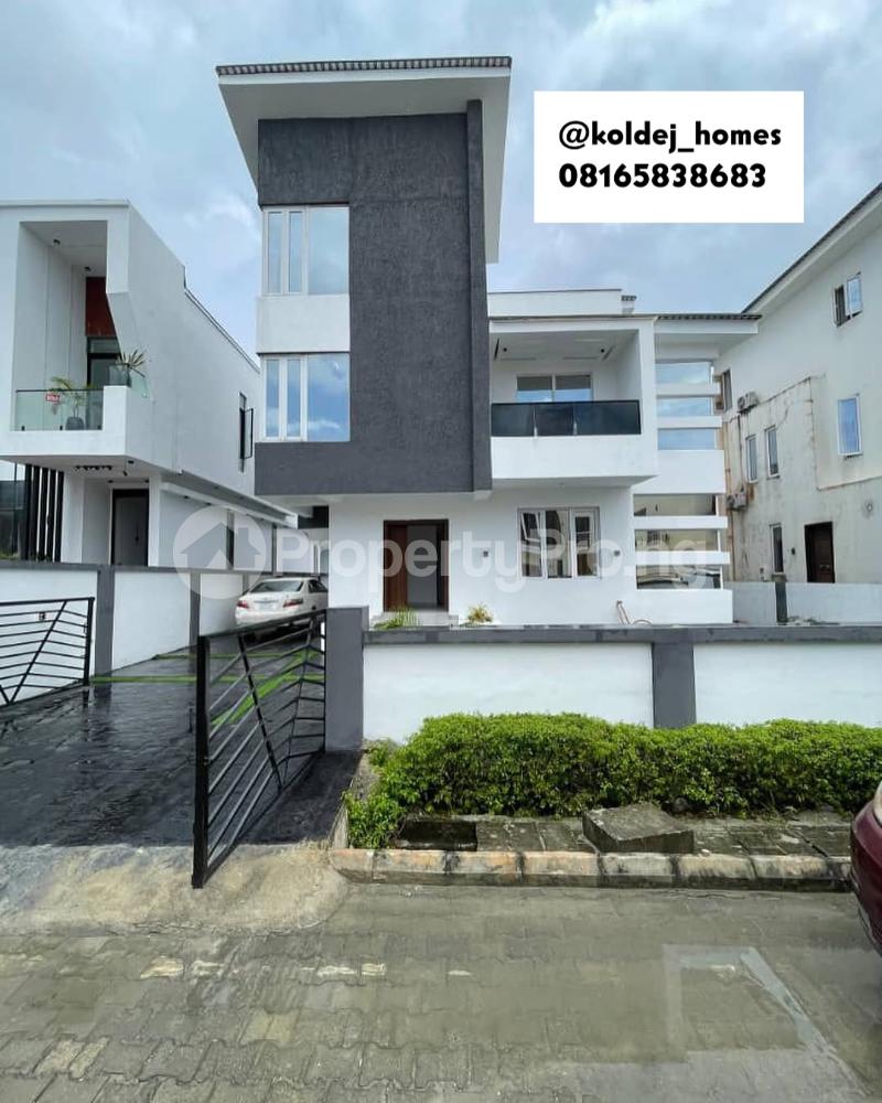 5 bedroom House for sale chevron Lekki Lagos