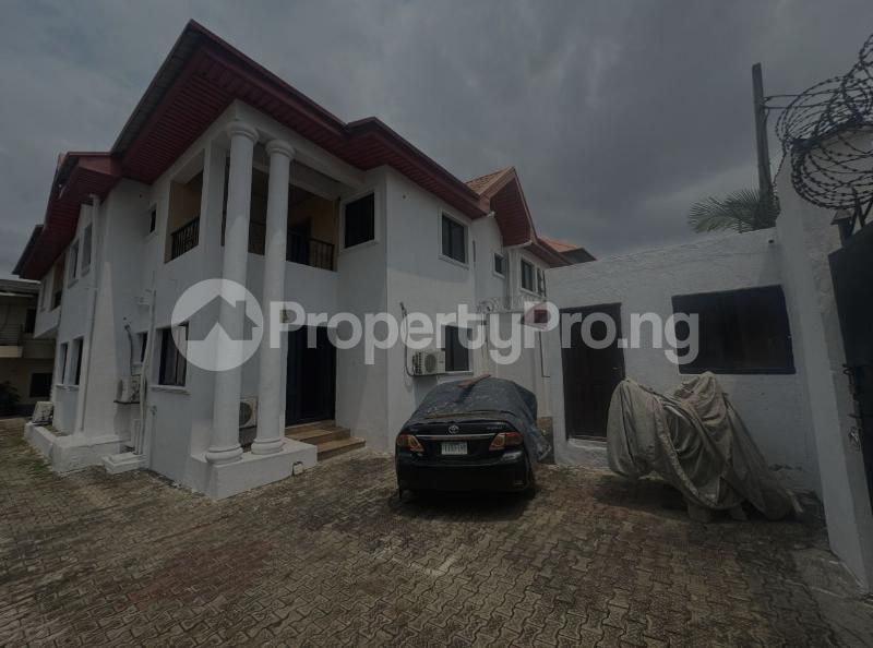 5 bedroom House for sale Omole phase 1 Ojodu Lagos
