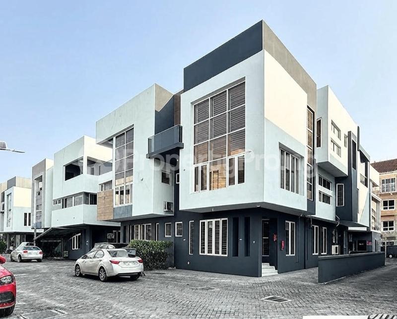 5 bedroom House for sale Osapa london Lekki Lagos
