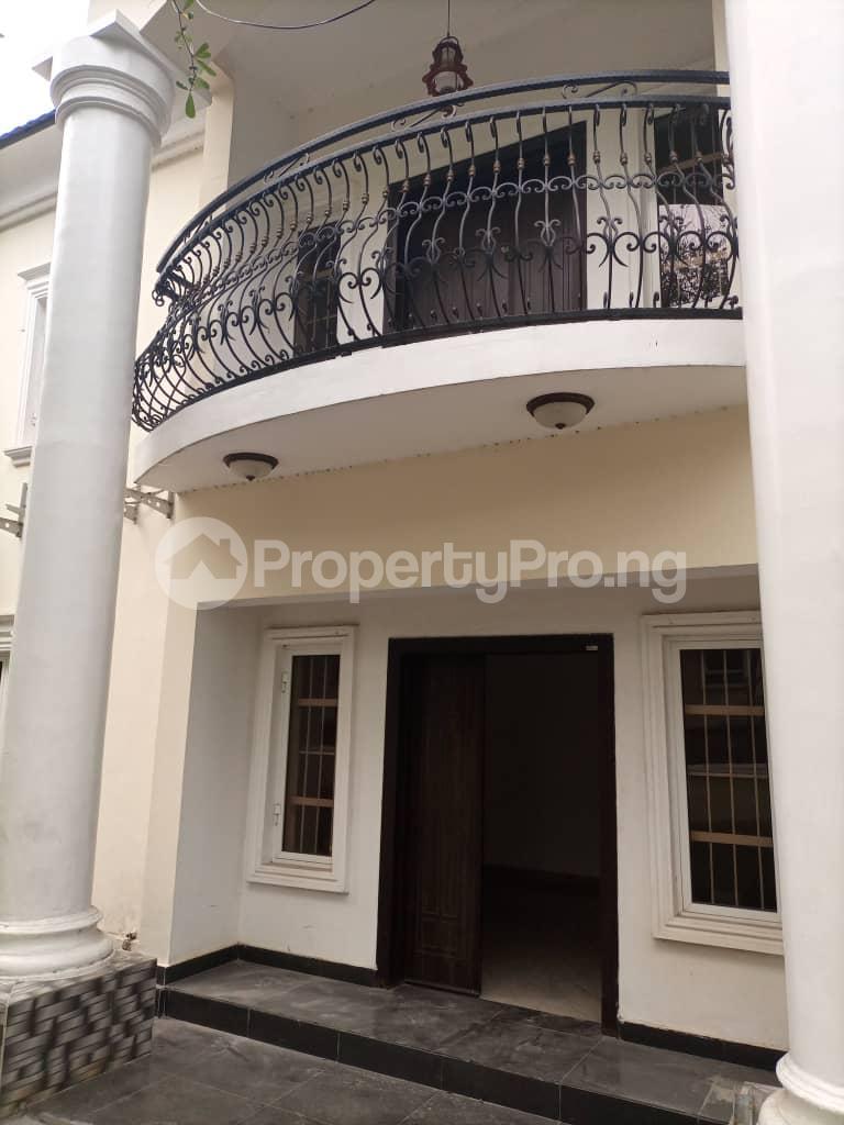 5 bedroom House for rent Carlton Gate Estate chevron Lekki Lagos