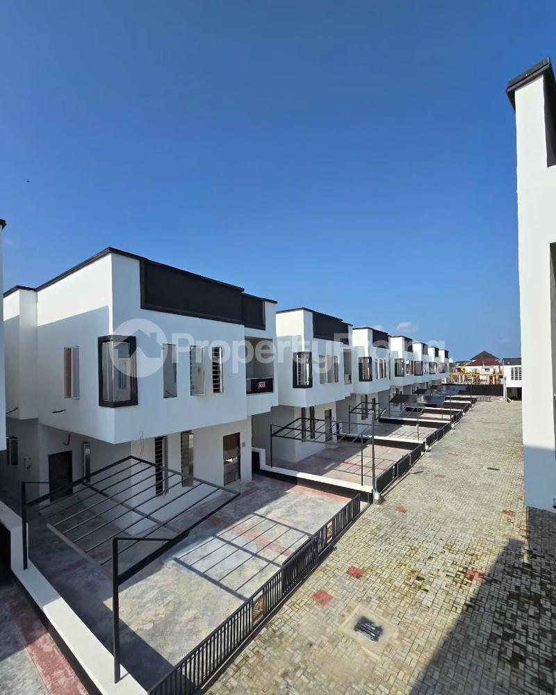 5 bedroom House for sale Ikota Lekki Lagos