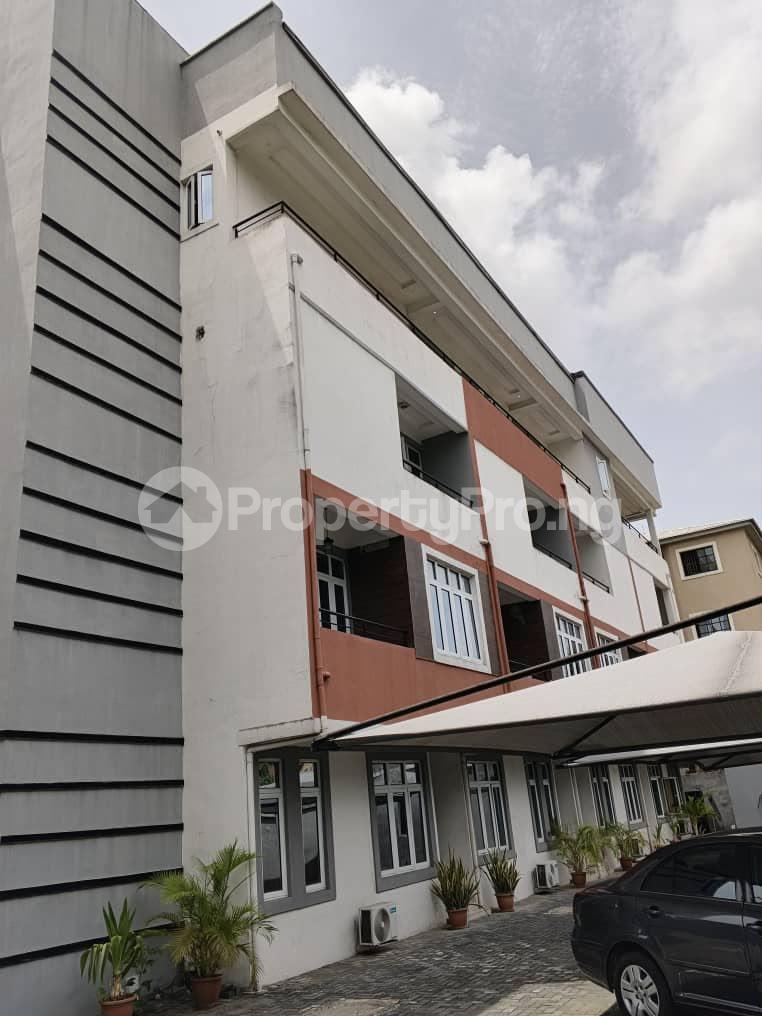 4 bedroom House for rent ONIRU Victoria Island Lagos